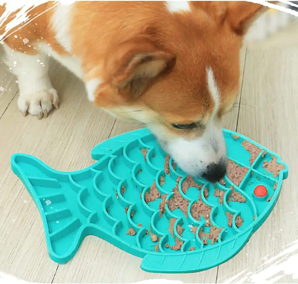 Silicone Puppy Lick Mat – Slow Feeding Treat Dispenser